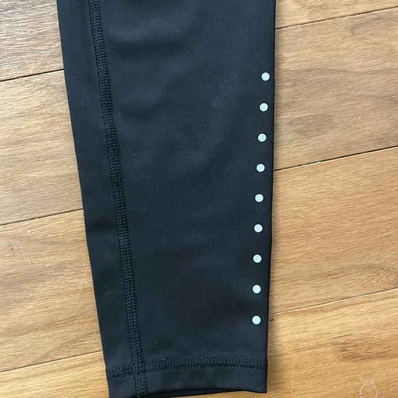 Old Navy PowerSoft Leggings Size S Petite Black NWOT! - Picture 2 of 6